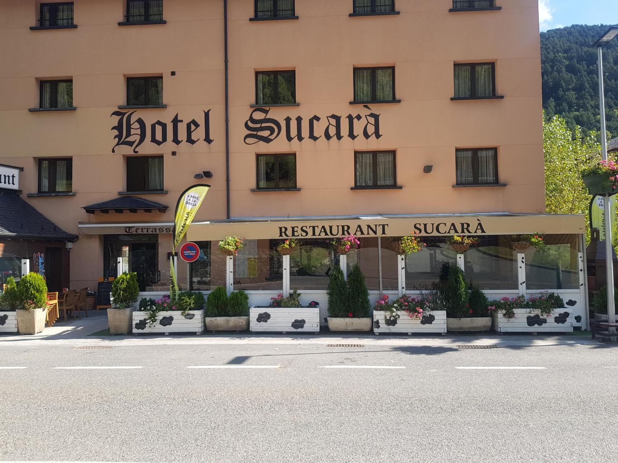 Hotel Sucara La Cortinada Luaran gambar