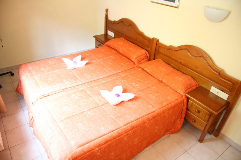 Hotel Sucara La Cortinada Luaran gambar